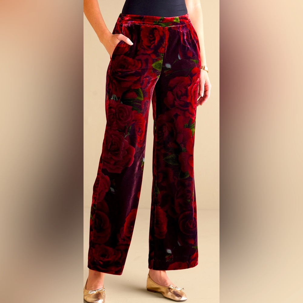 Soft Surroundings red velvet floral wide leg pants. Size PS. NWT.